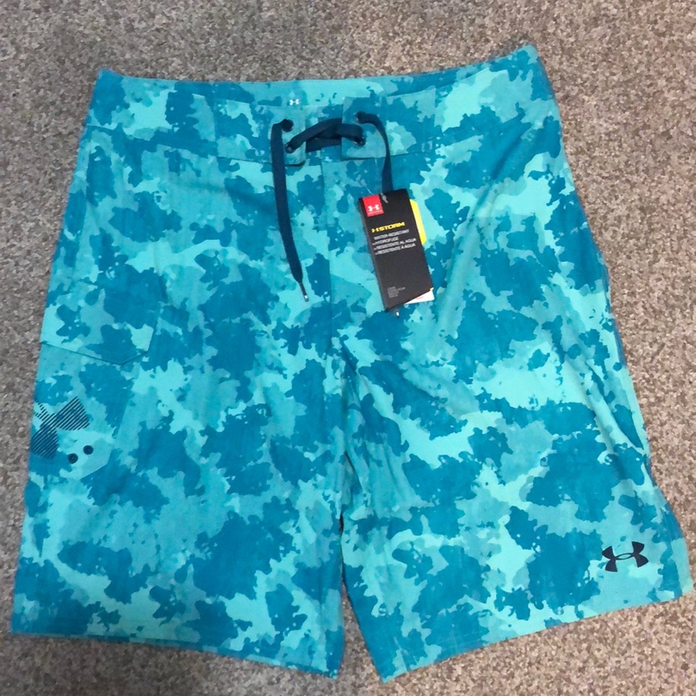 Under Armour Mens Swim Shorts 34 38